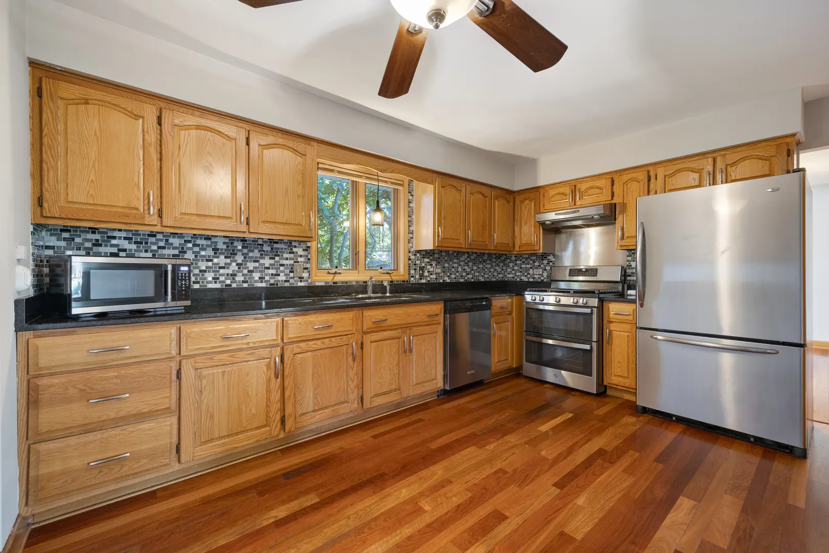 429 ELM Street IL