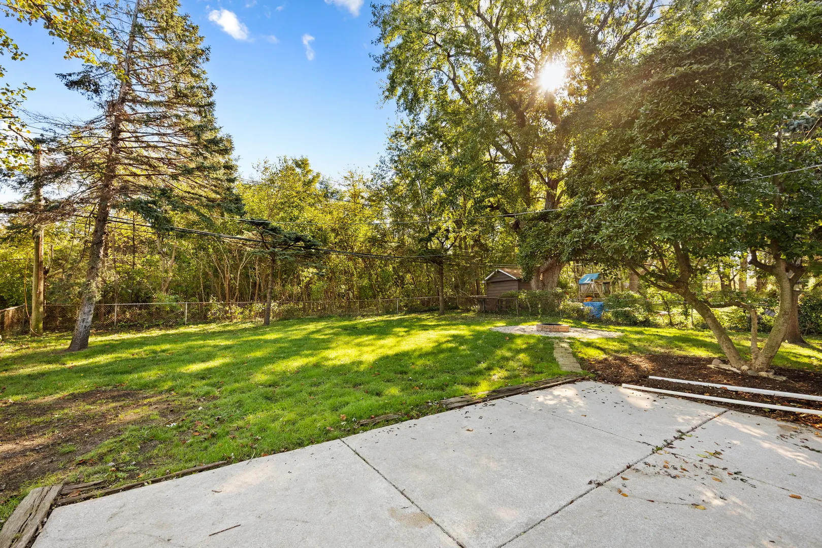 429 ELM Street IL