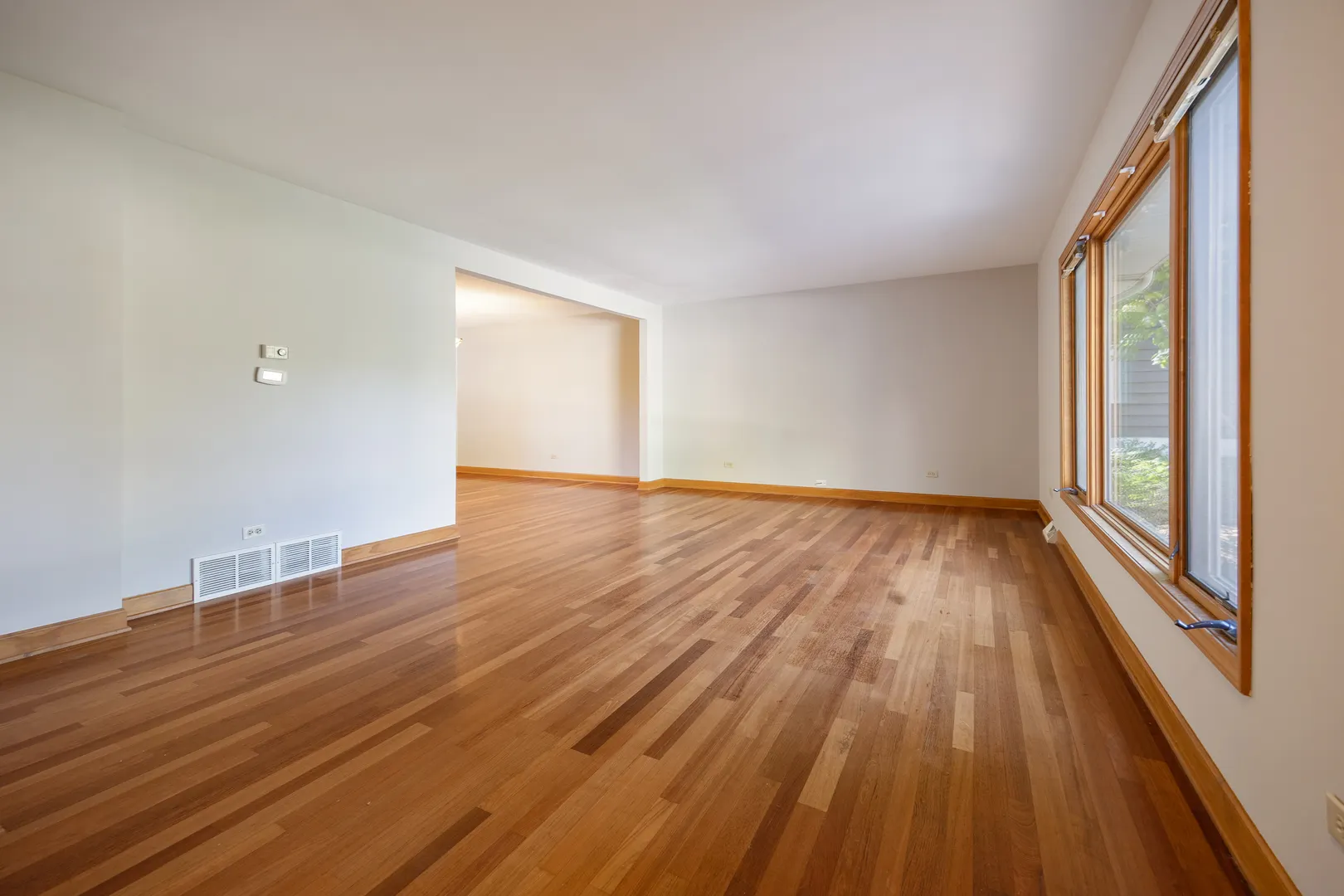 429 ELM Street IL