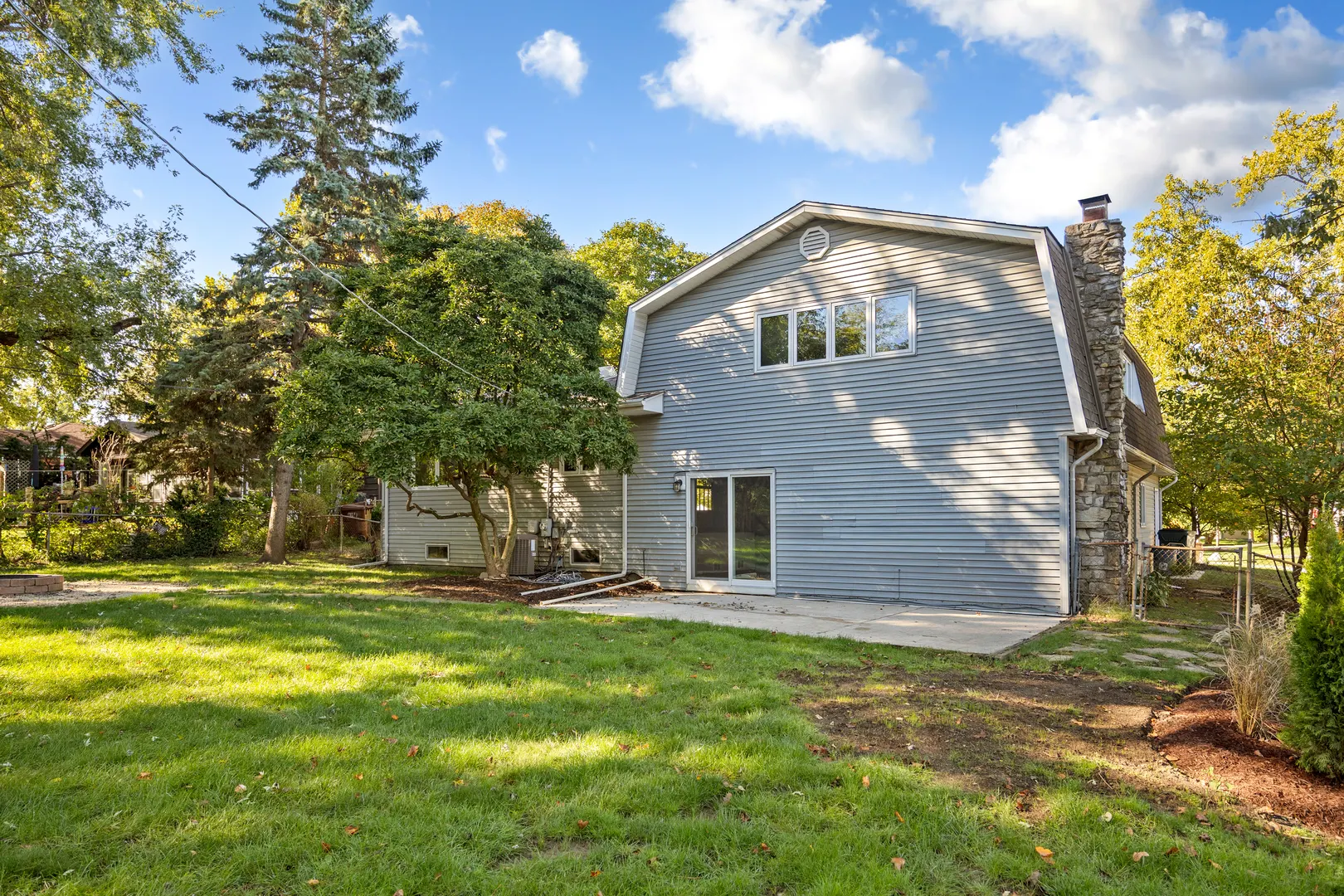 429 ELM Street IL