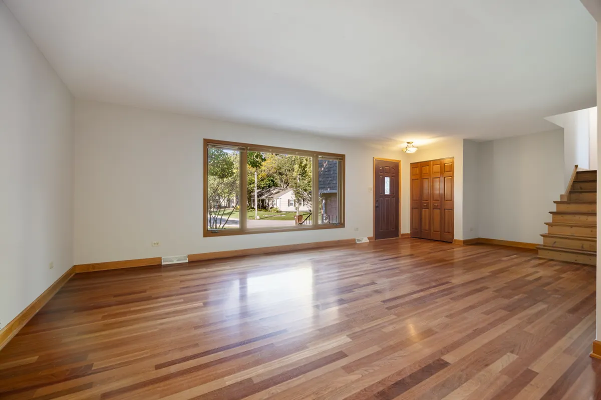 429 ELM Street IL