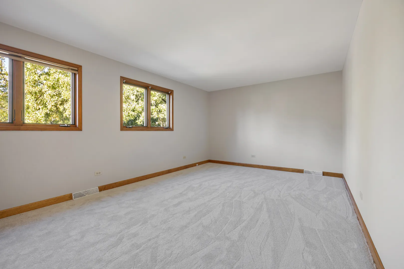 429 ELM Street IL