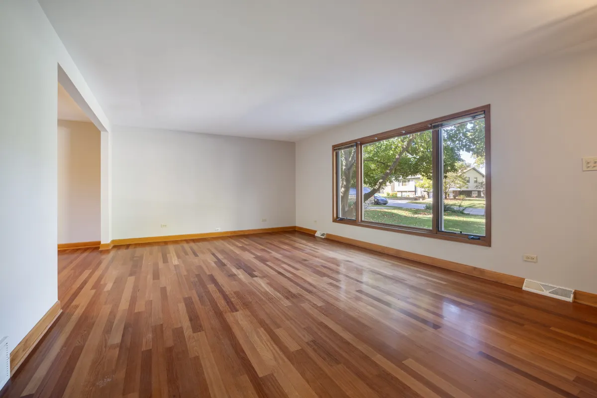 429 ELM Street IL