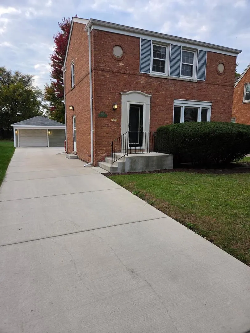 908 Beach Avenue IL