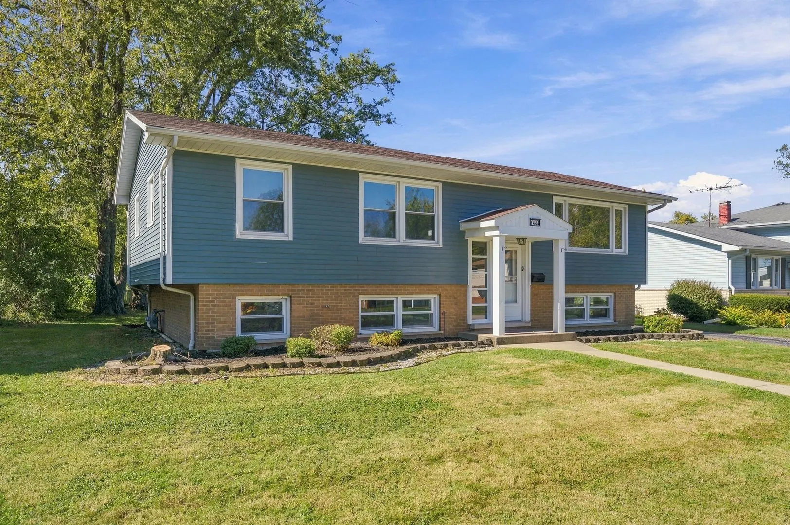 1444 East Street IL