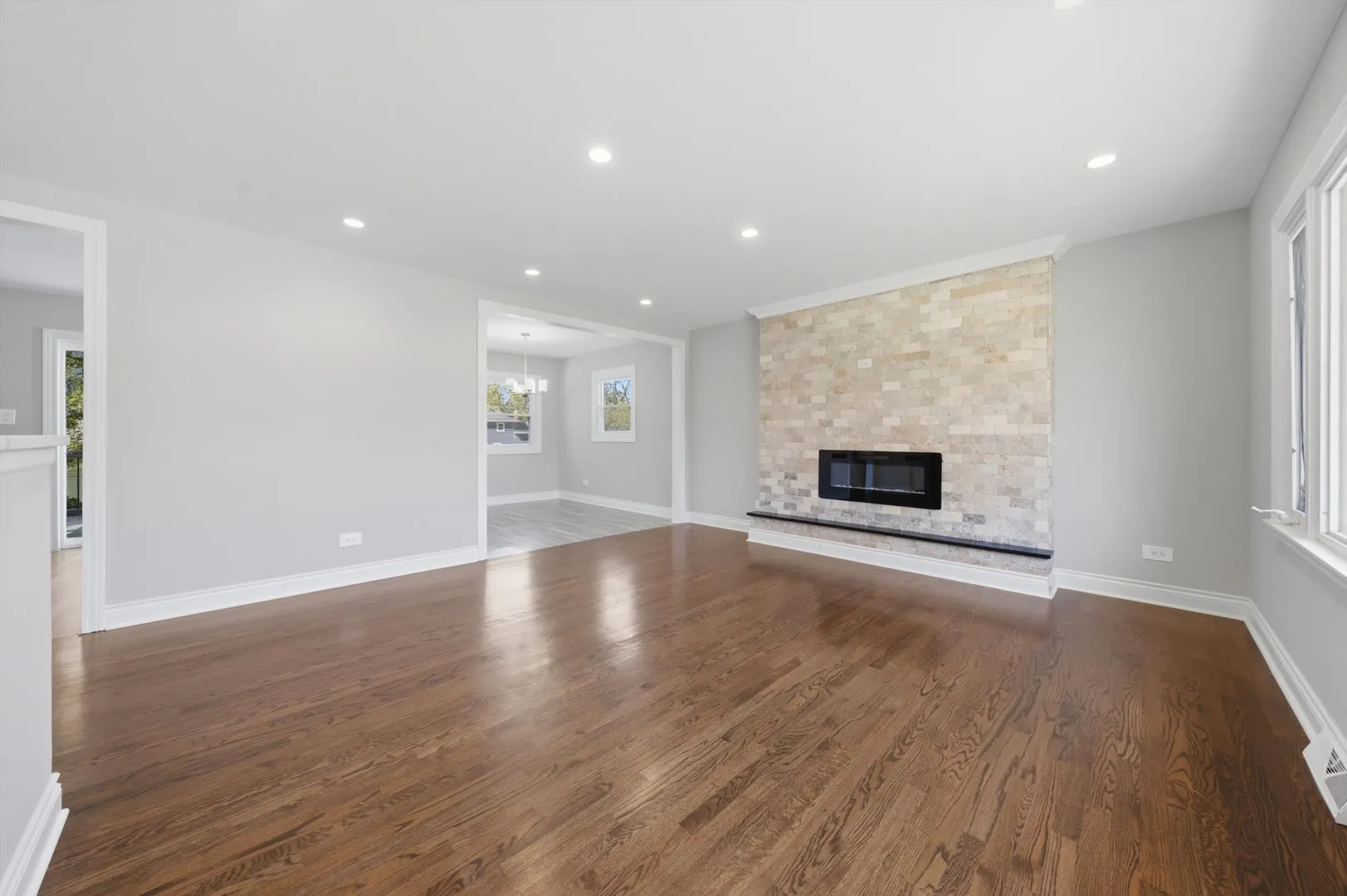 1444 East Street IL