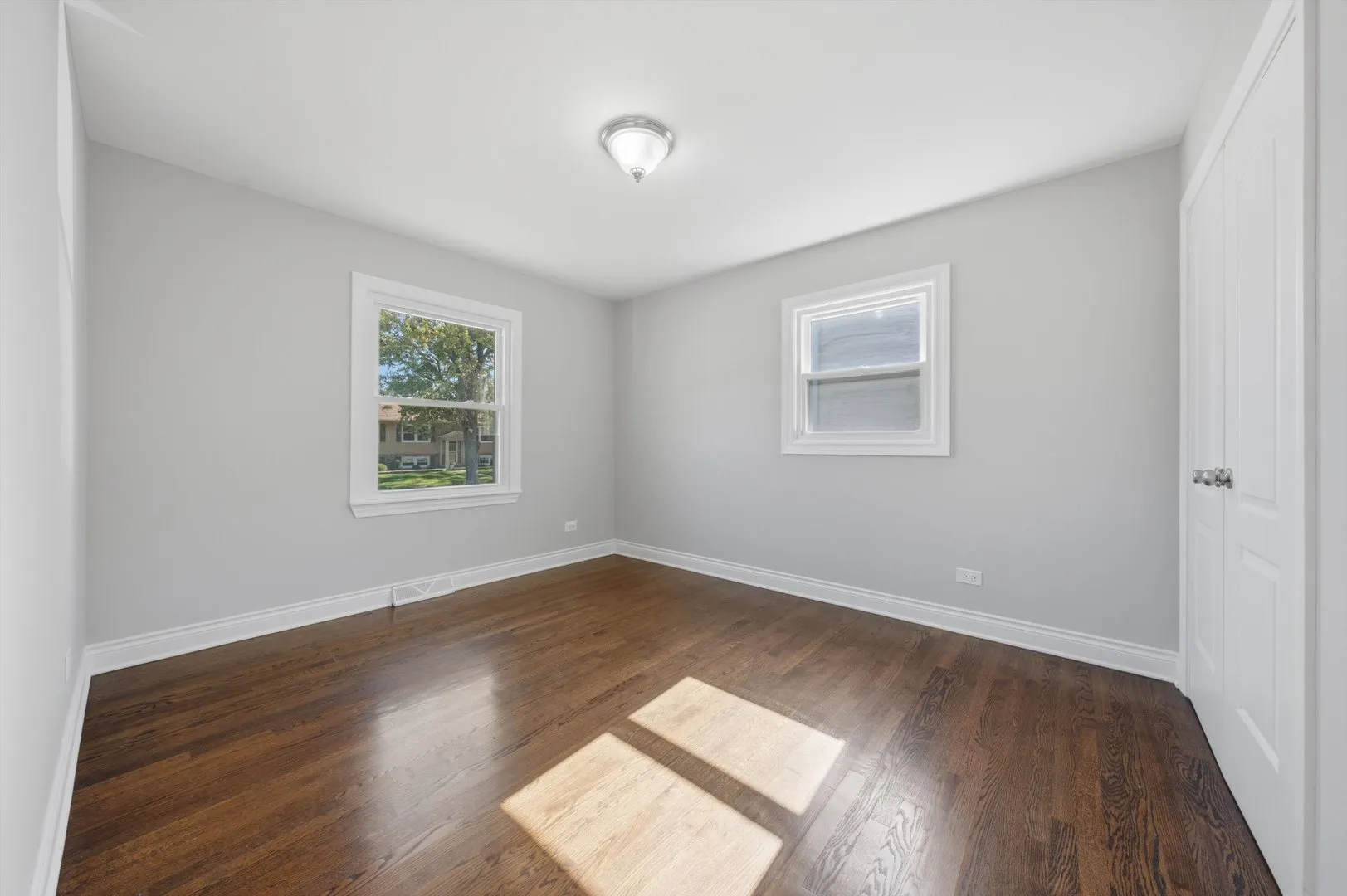1444 East Street IL