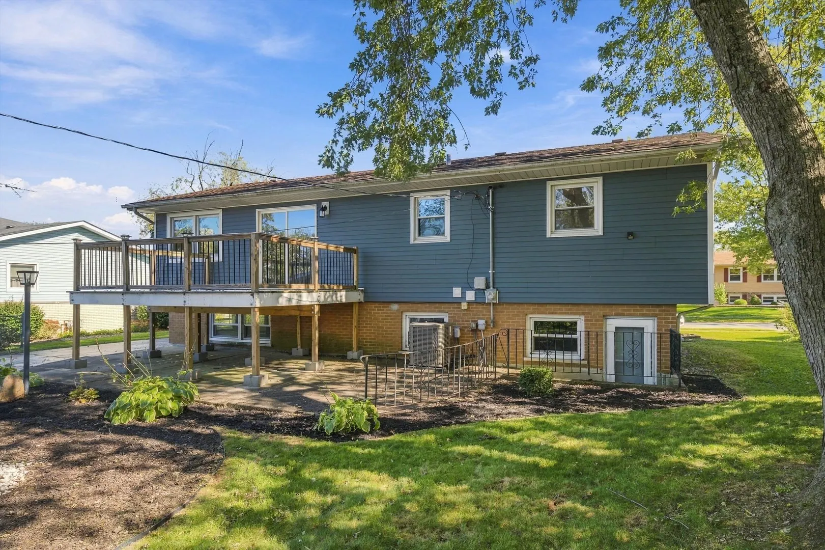 1444 East Street IL