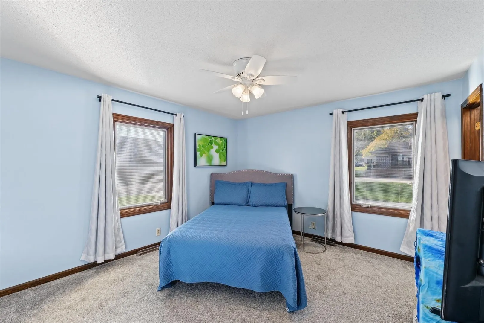 104 Surrey Court IL