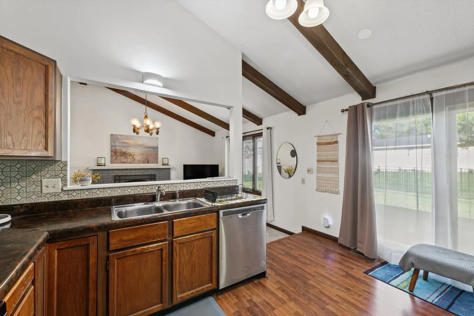 104 Surrey Court IL