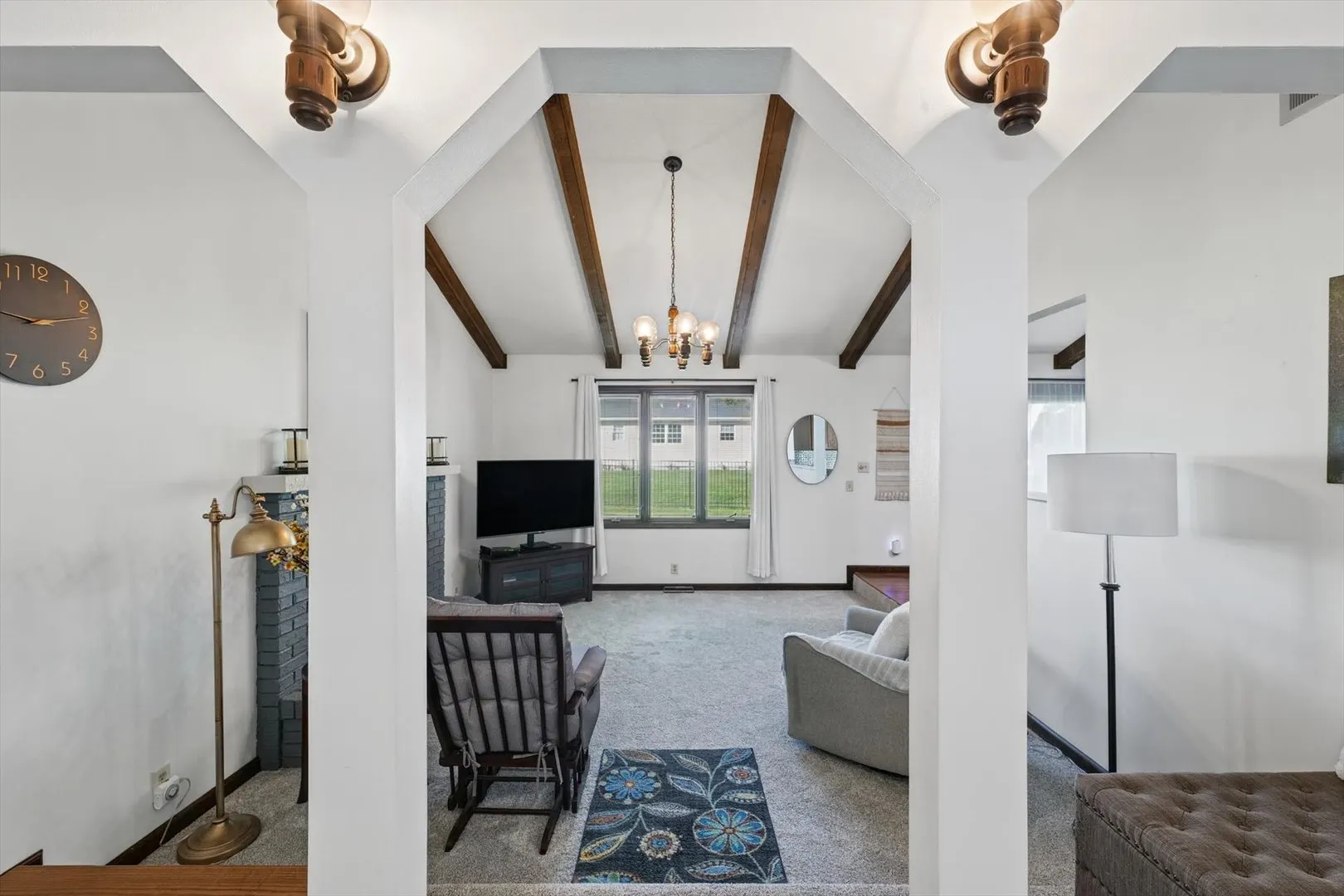 104 Surrey Court IL