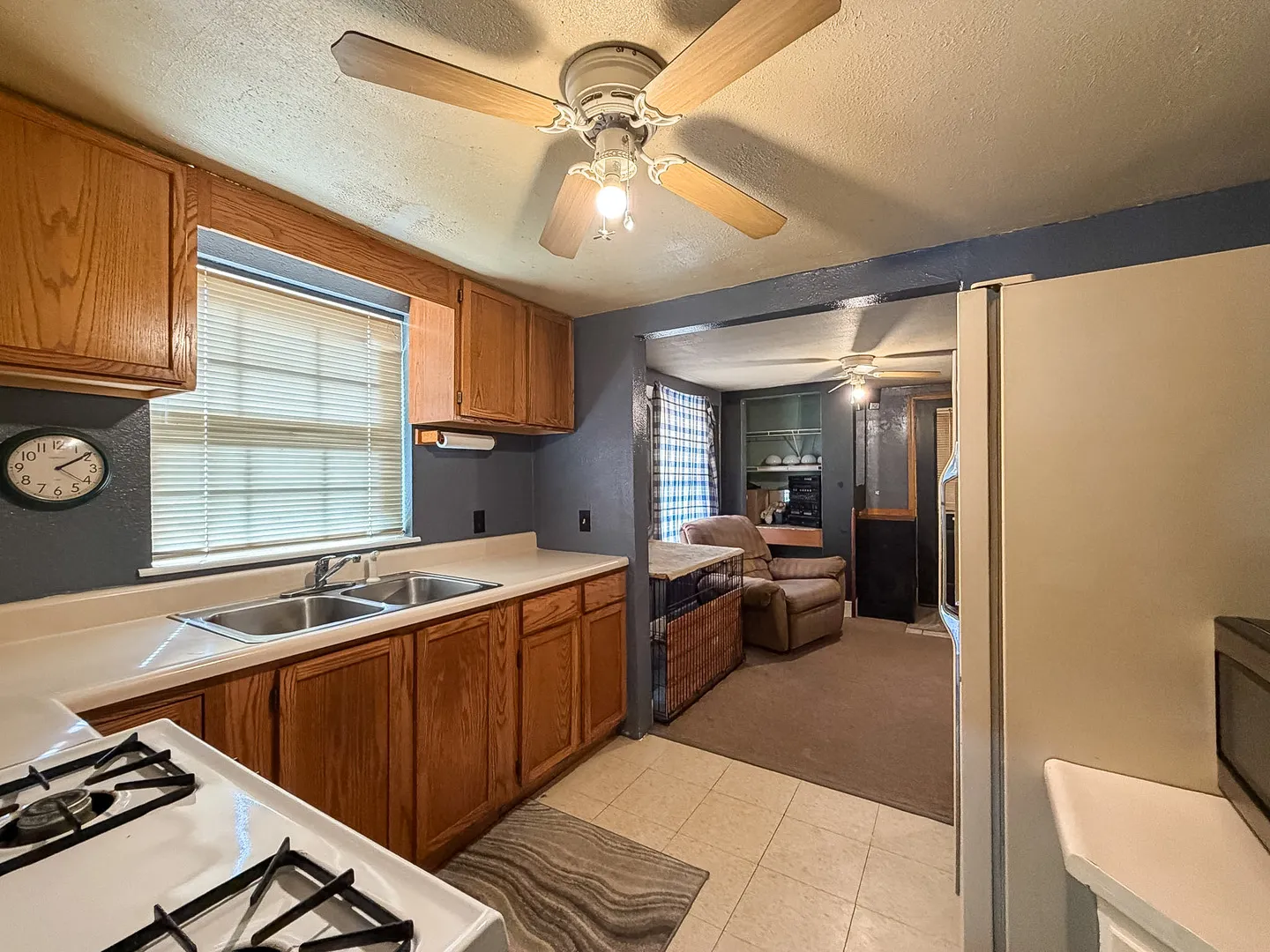 225 E North 6th Street IL