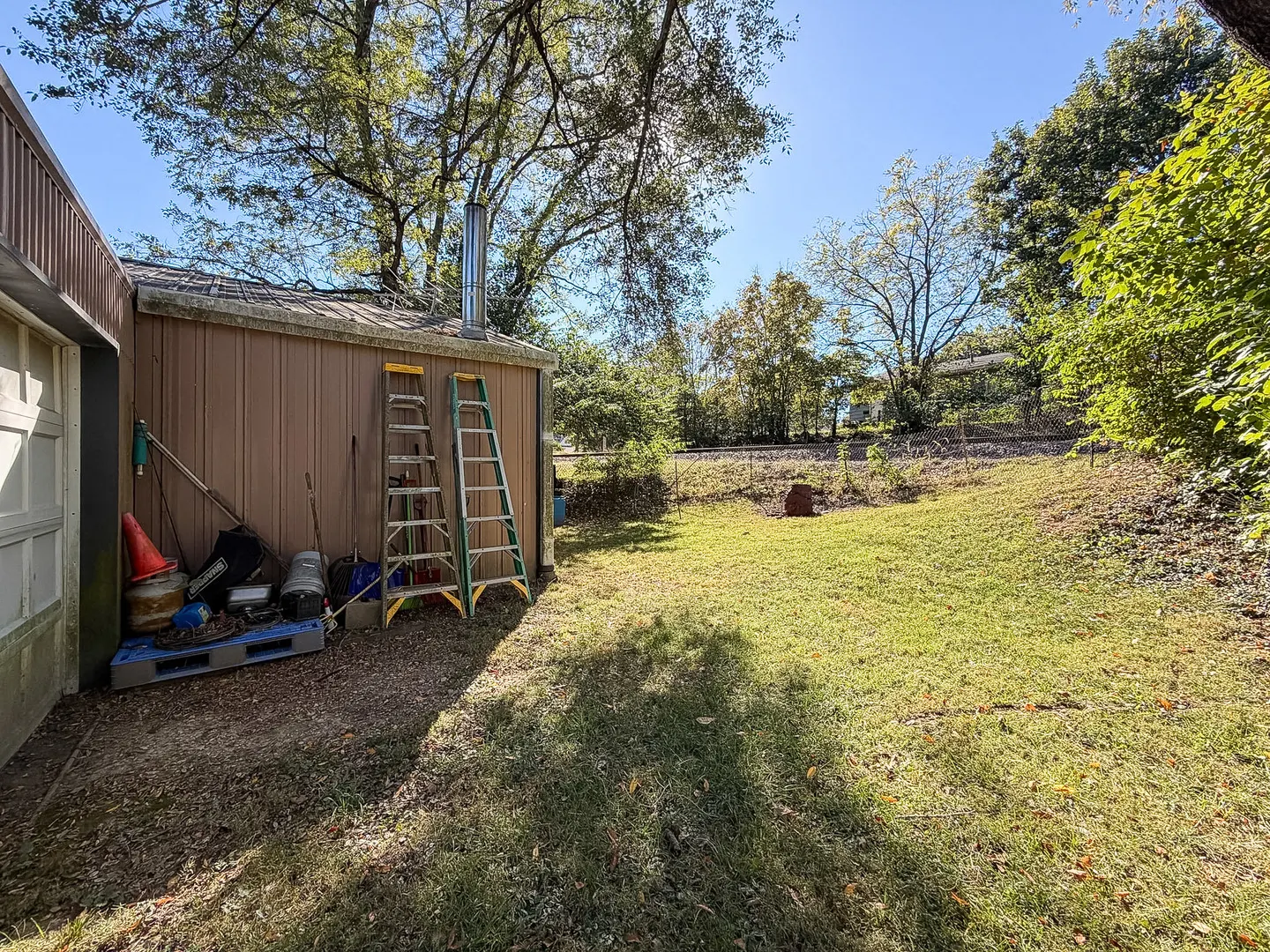 225 E North 6th Street IL
