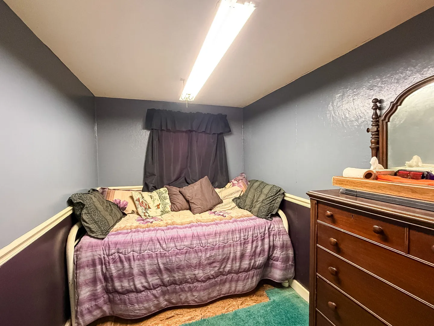 225 E North 6th Street IL