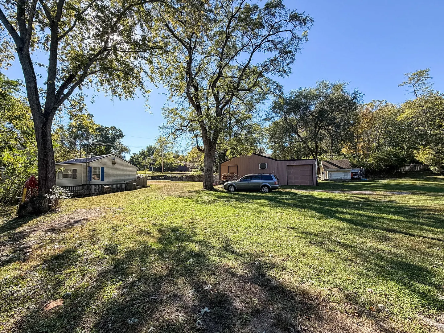 225 E North 6th Street IL