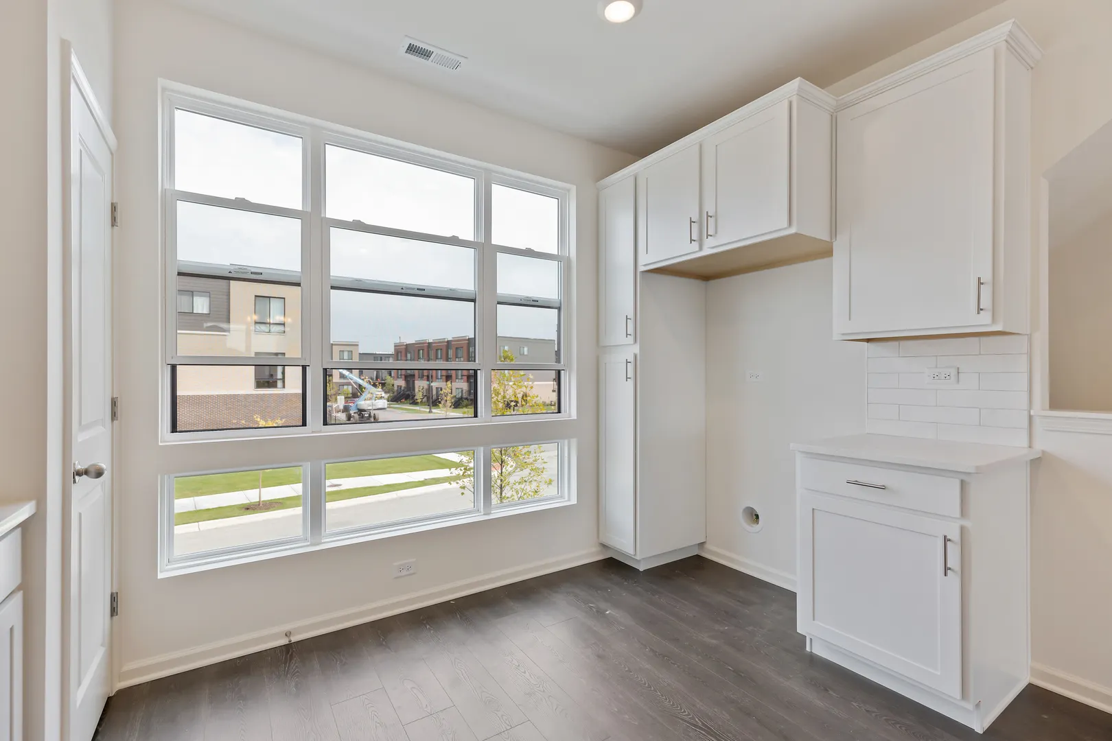 1289 Lakepointe Drive IL
