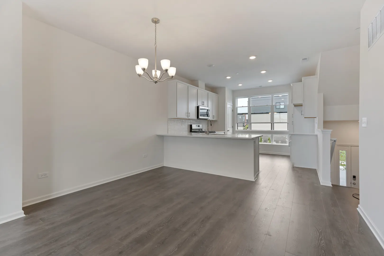 1289 Lakepointe Drive IL