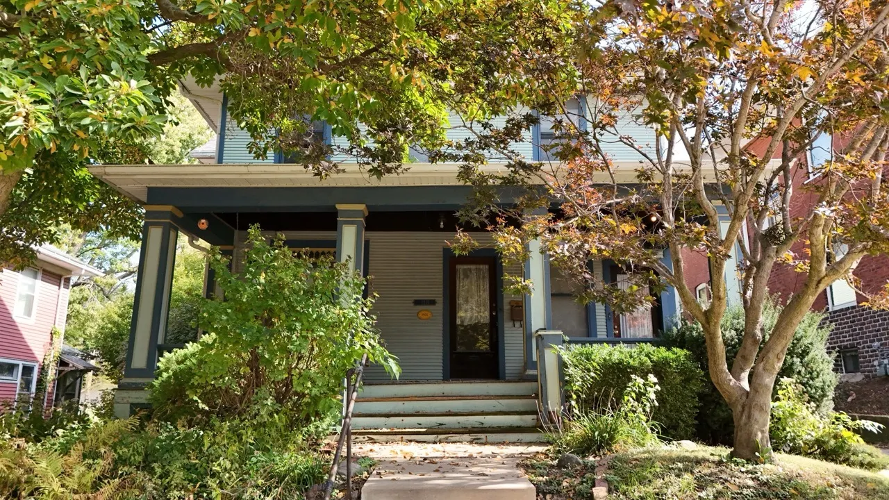 1215-1215 1/2 20TH Street IL