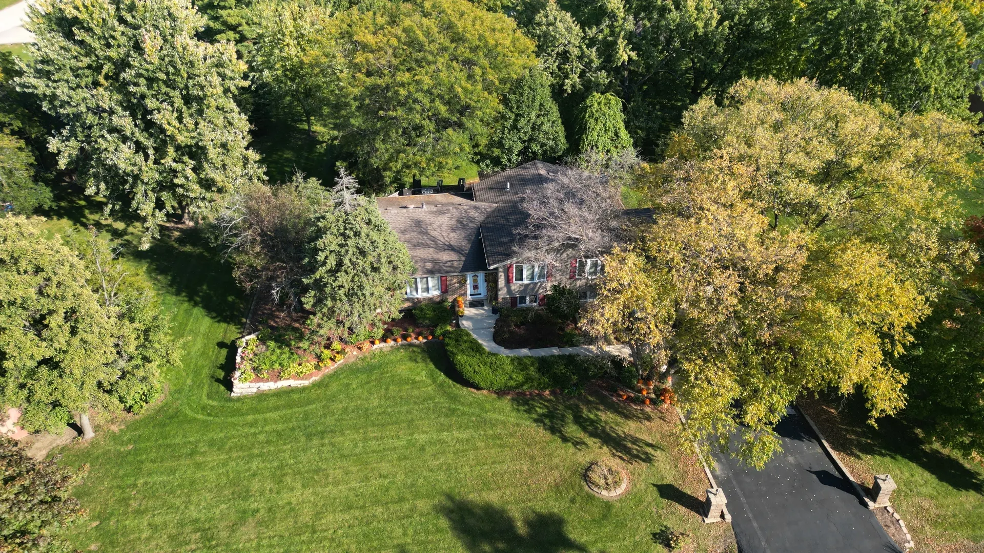 14423 S Stately Oaks Circle IL
