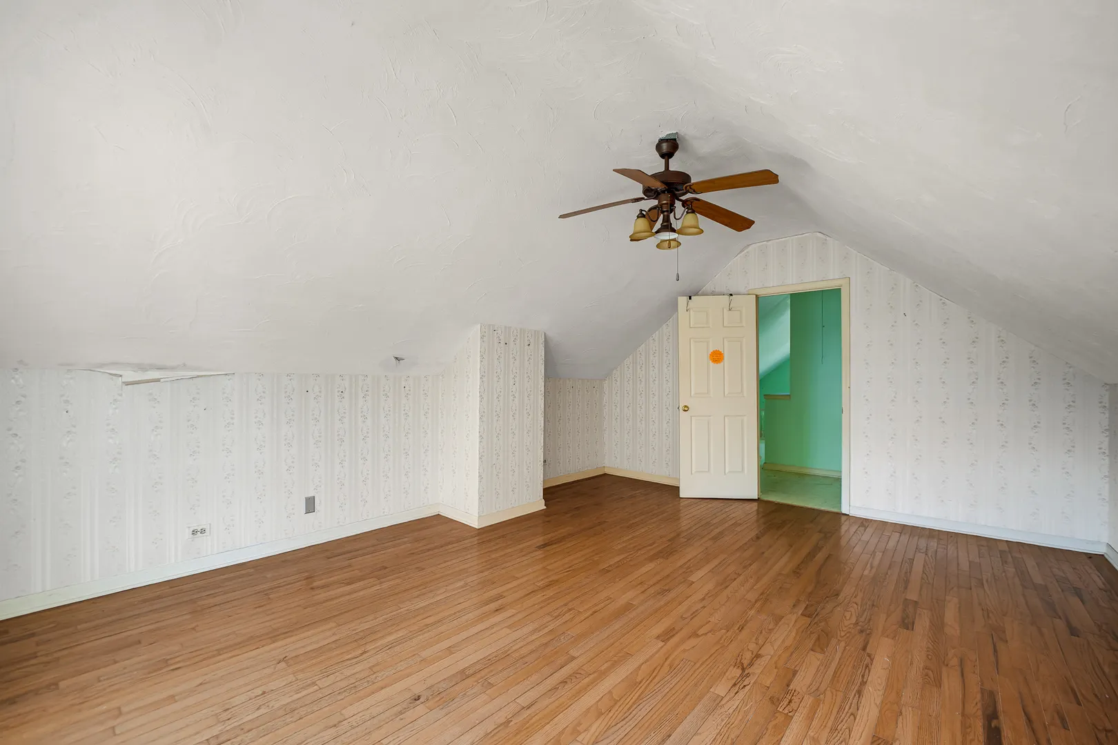 14330 Beacon Avenue IL
