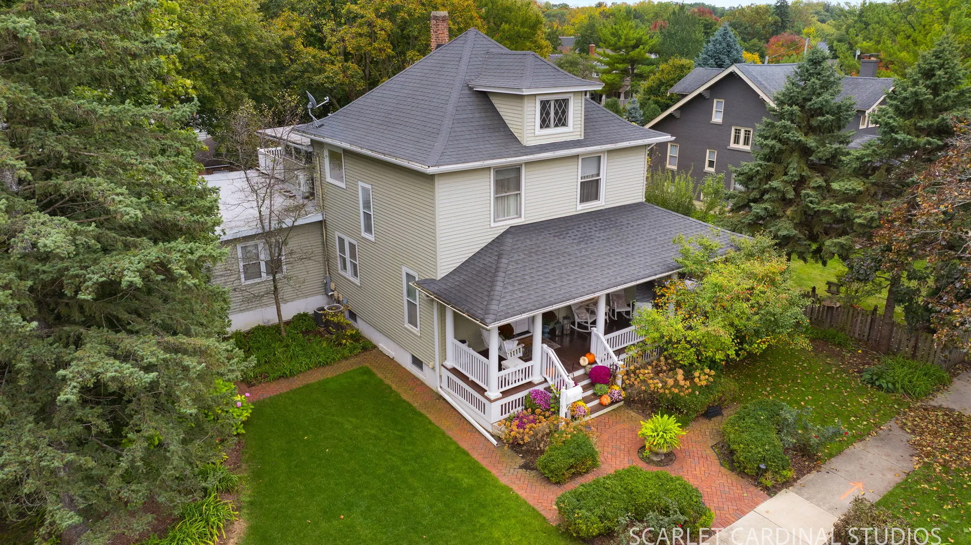 114 S Columbia Street IL