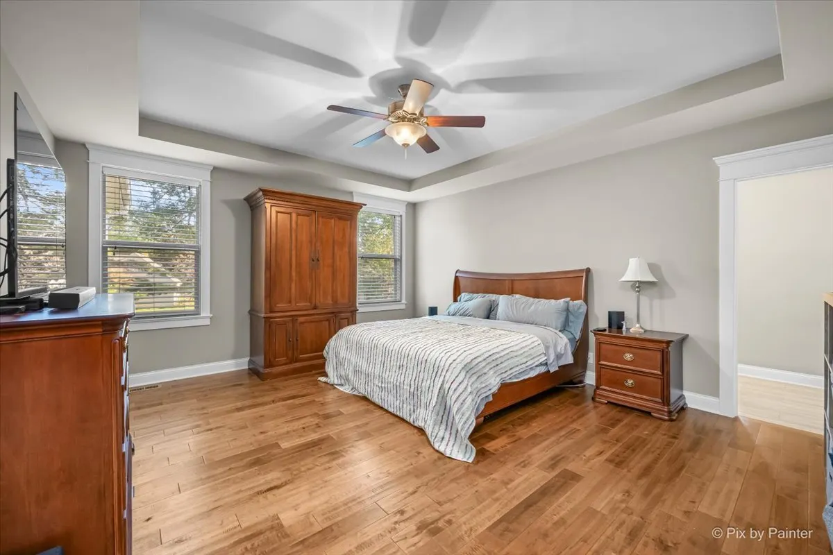 209 Burr Oak Circle IL