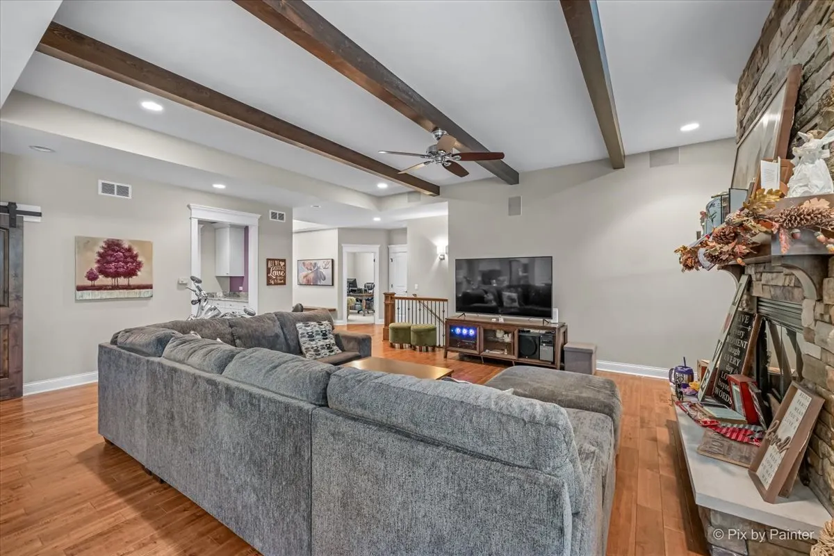 209 Burr Oak Circle IL