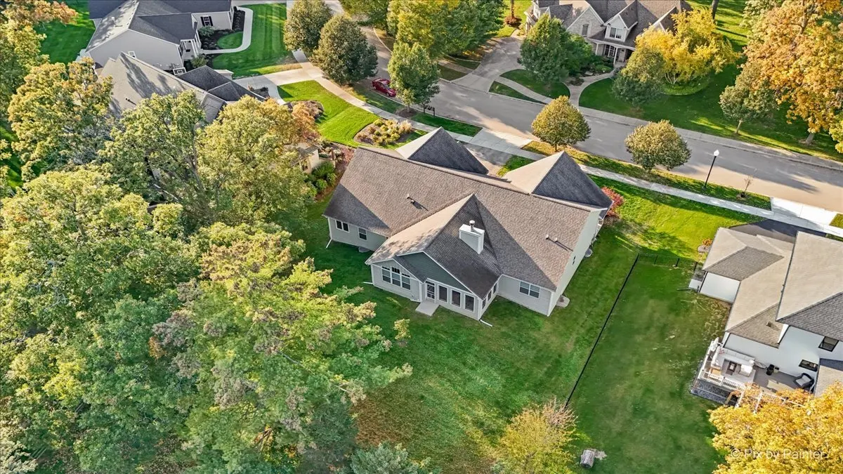 209 Burr Oak Circle IL