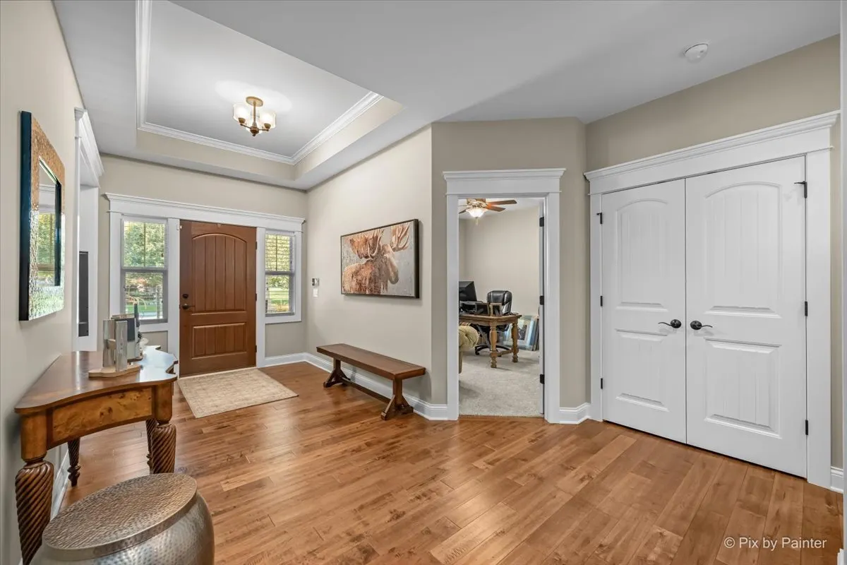 209 Burr Oak Circle IL