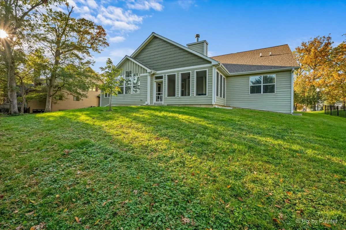 209 Burr Oak Circle IL