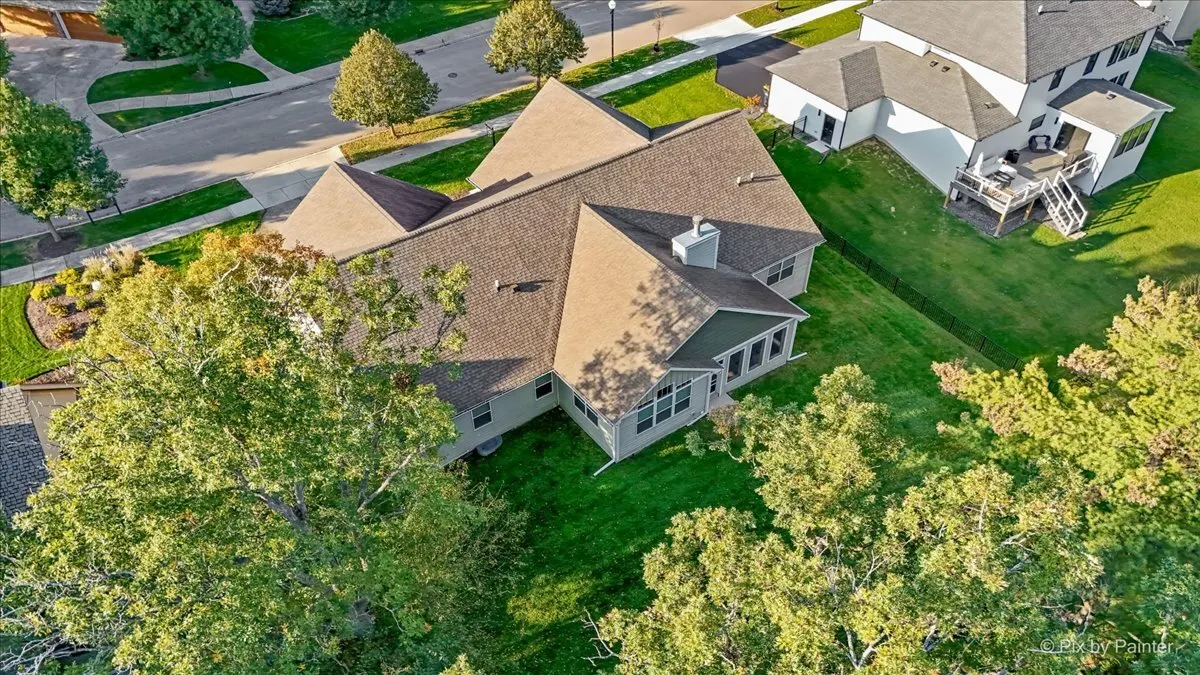 209 Burr Oak Circle IL