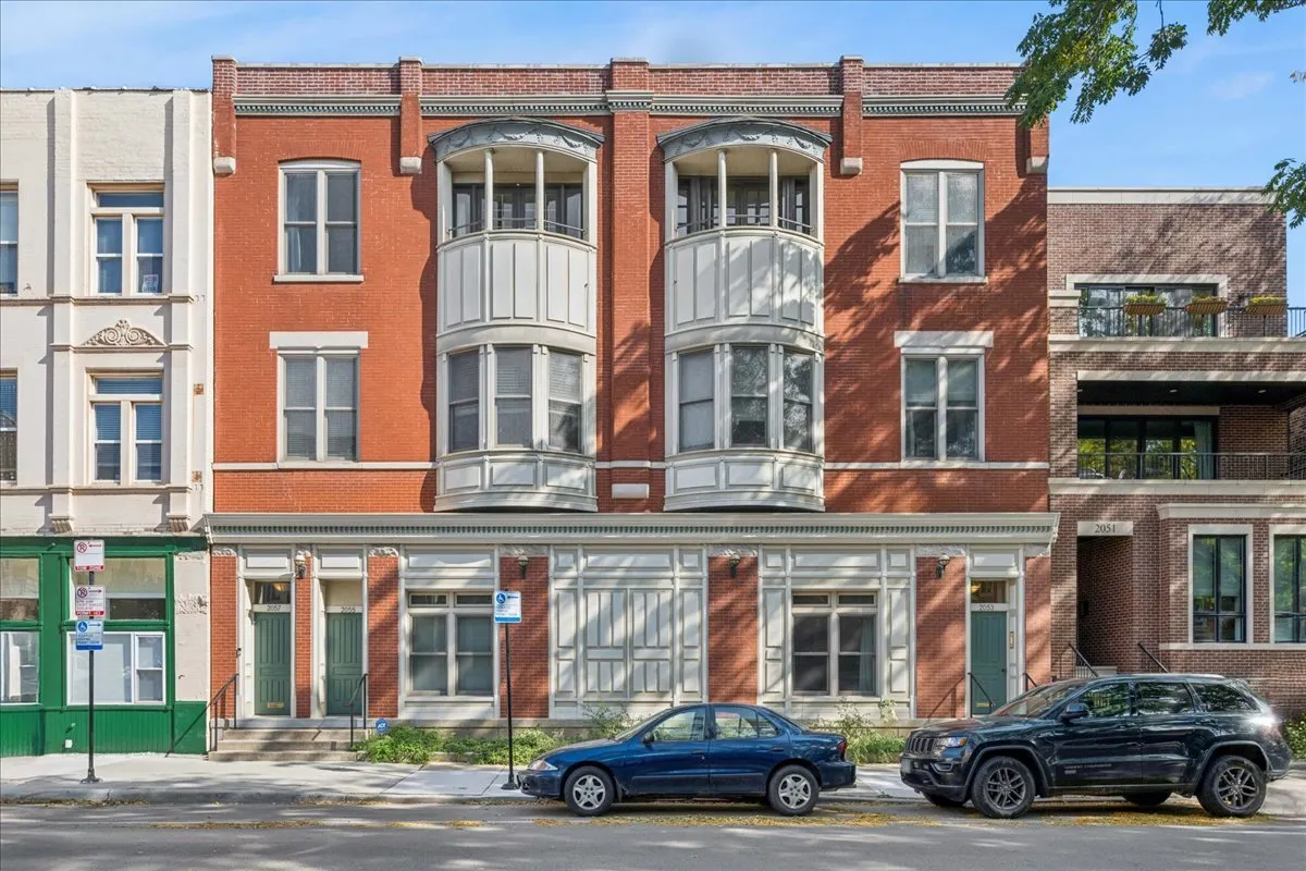 2057 N Racine Avenue IL #2N