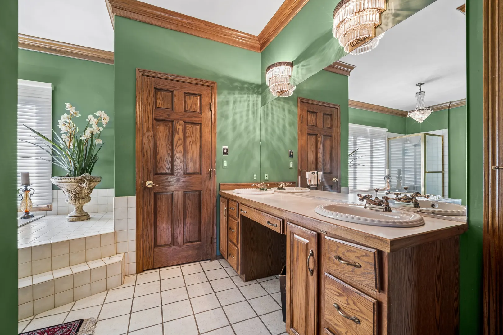 36W650 W Ridgewood Lane IL
