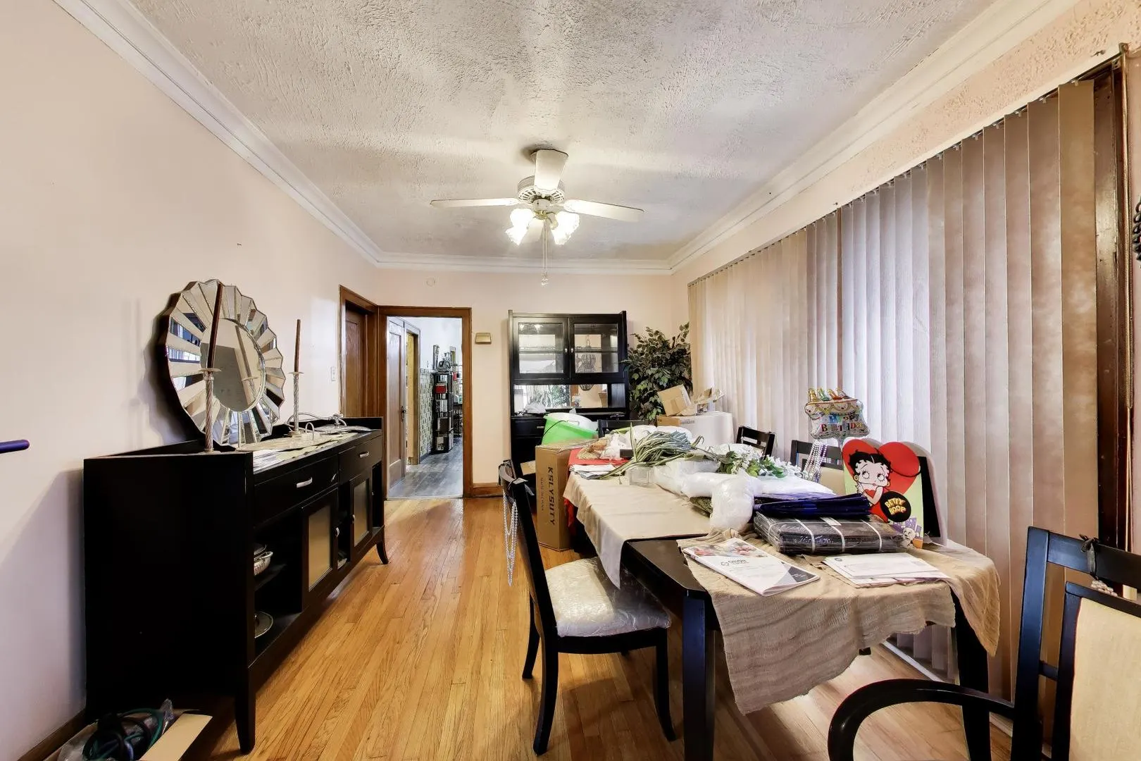 1228 W 74th Place IL