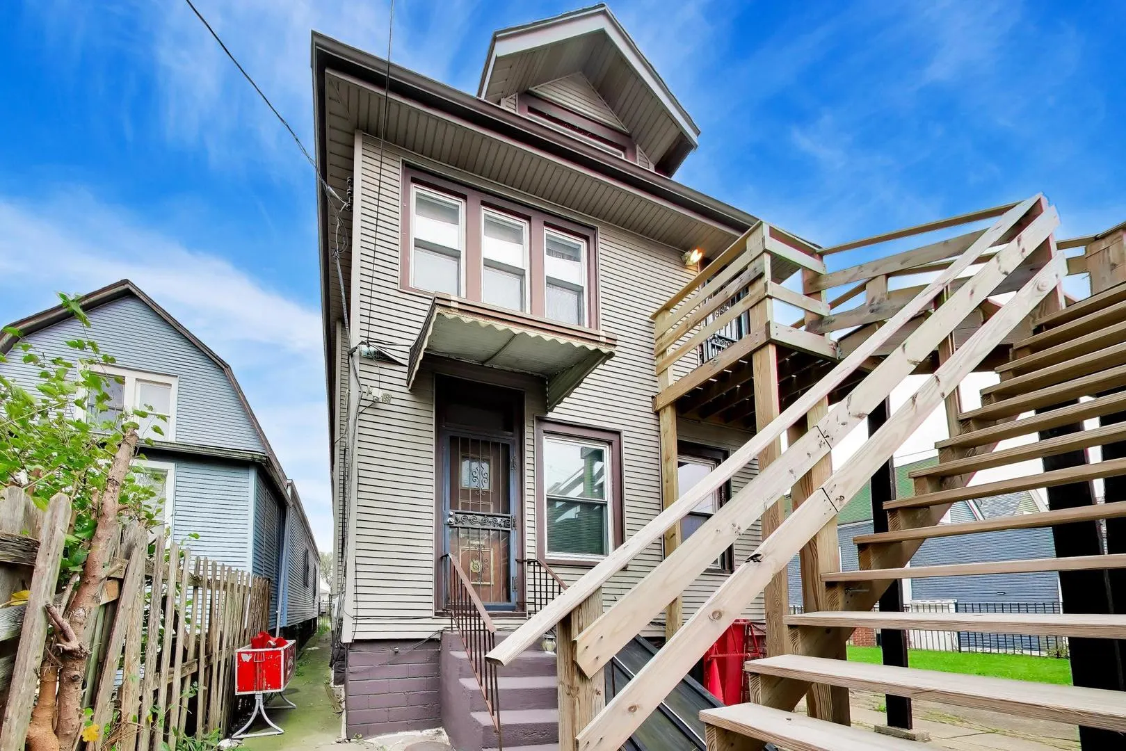 1228 W 74th Place IL