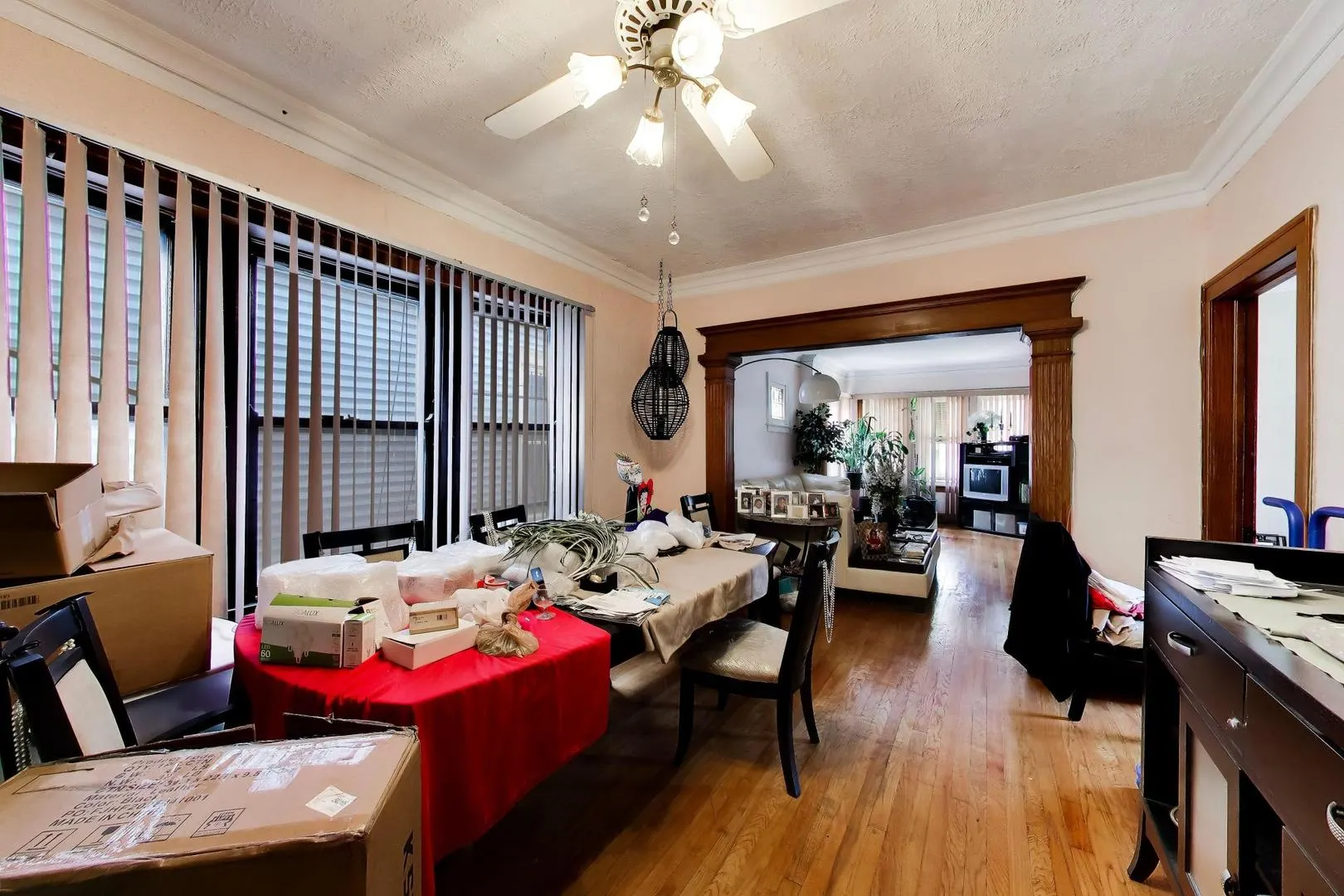 1228 W 74th Place IL