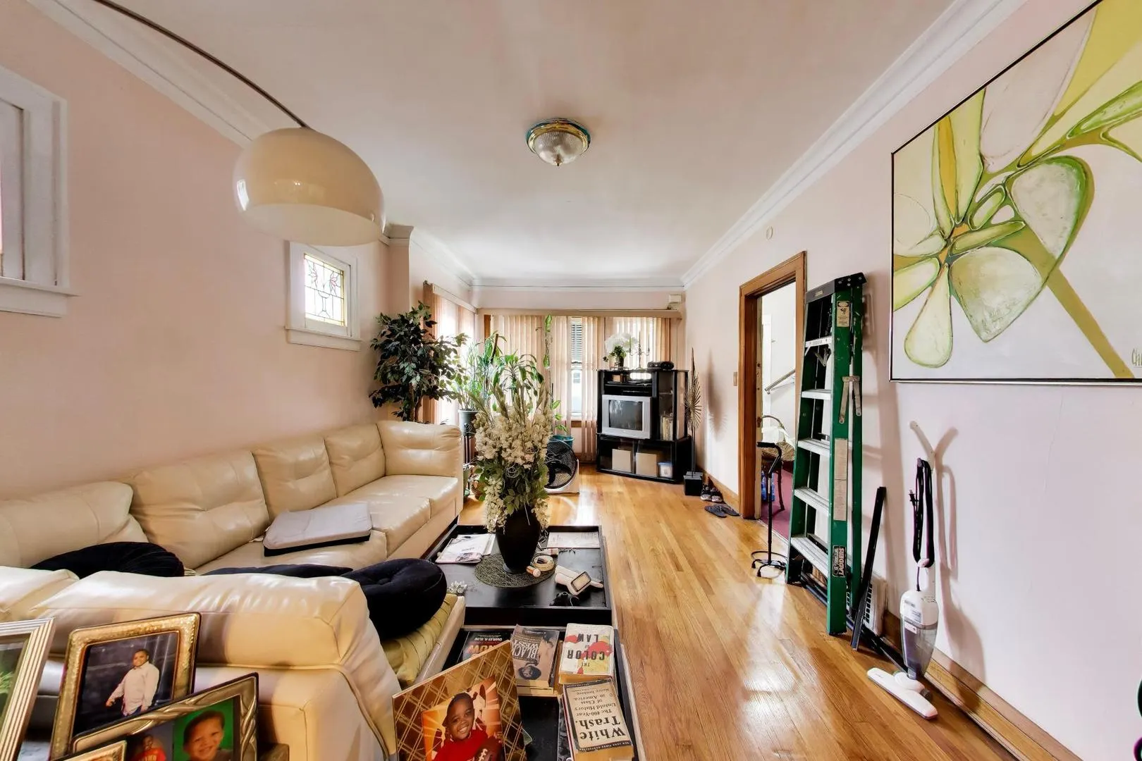 1228 W 74th Place IL
