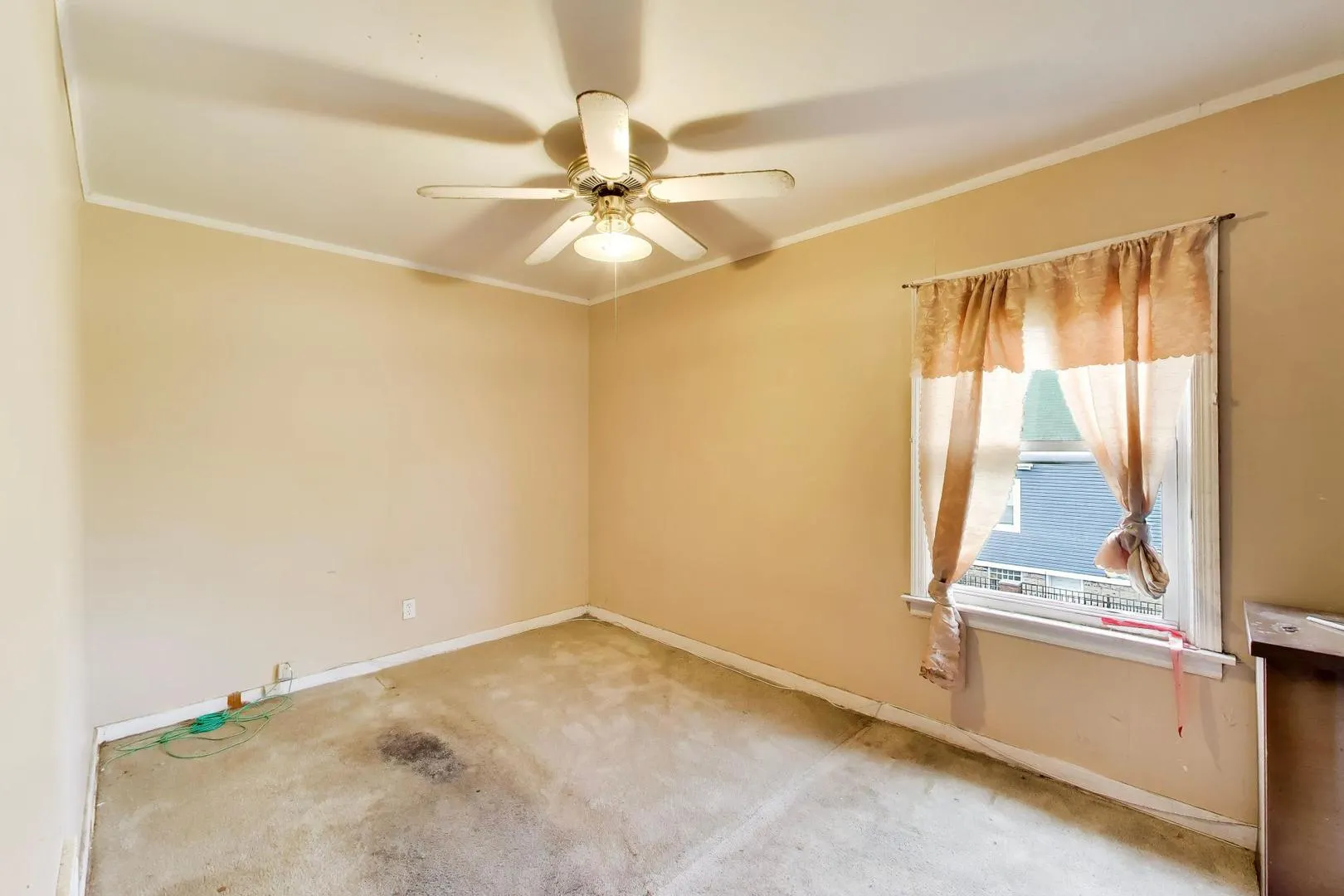 1228 W 74th Place IL