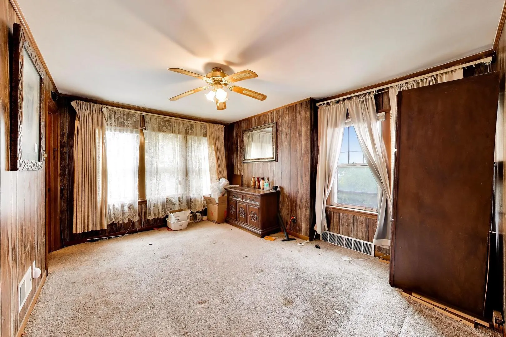1228 W 74th Place IL