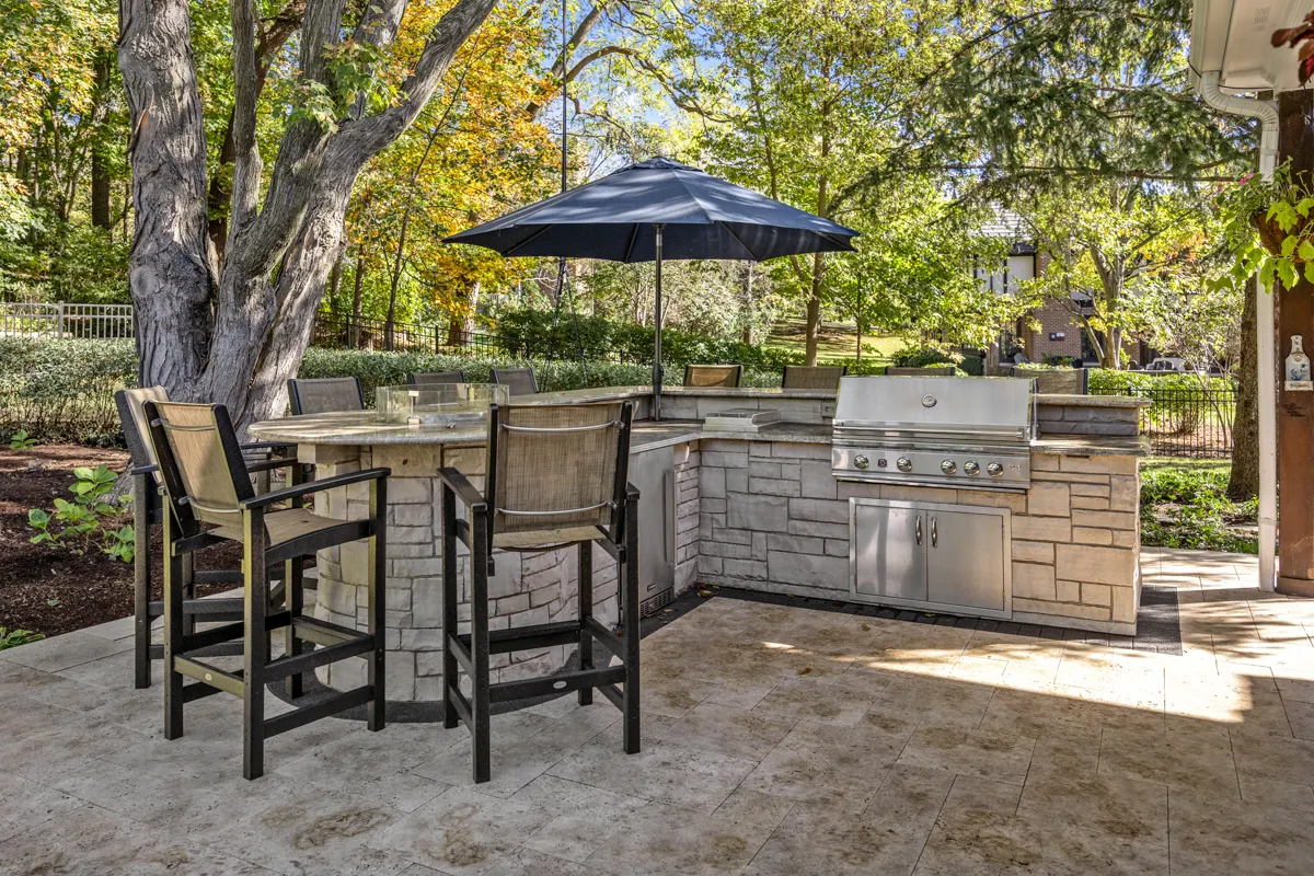602 Fox Glen Drive IL