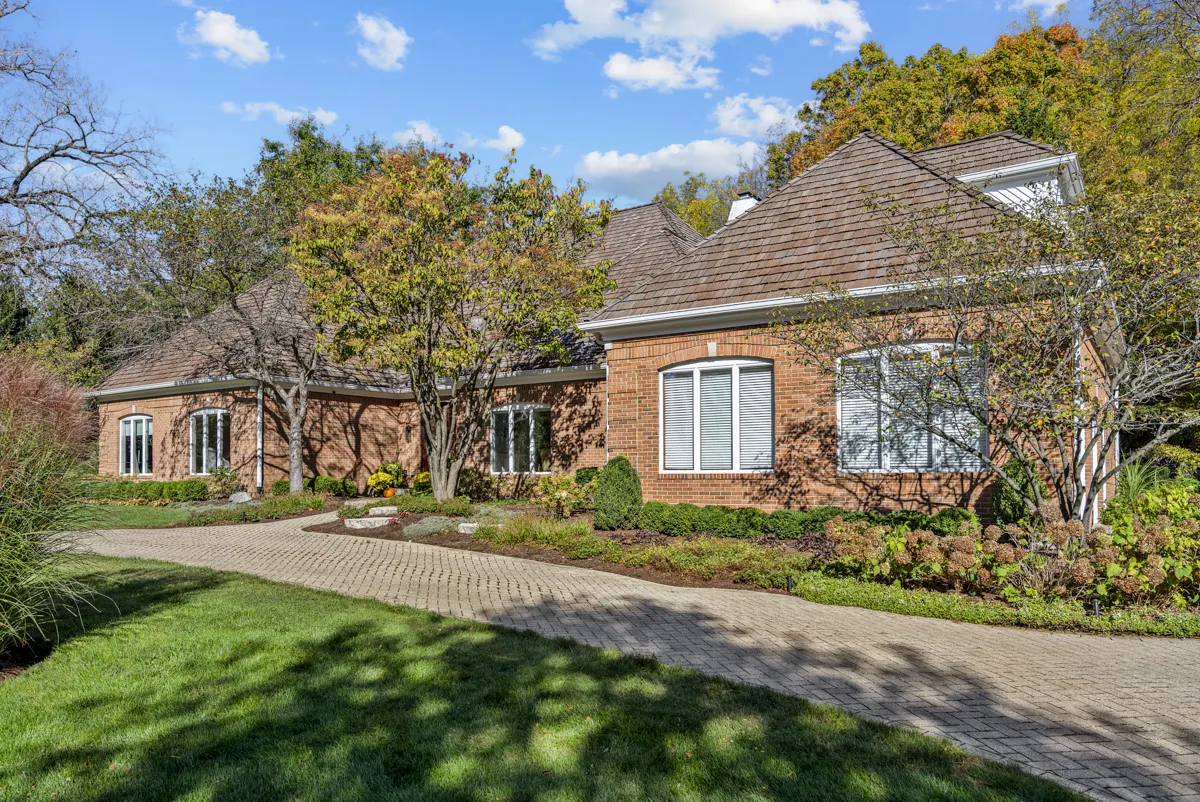 602 Fox Glen Drive IL