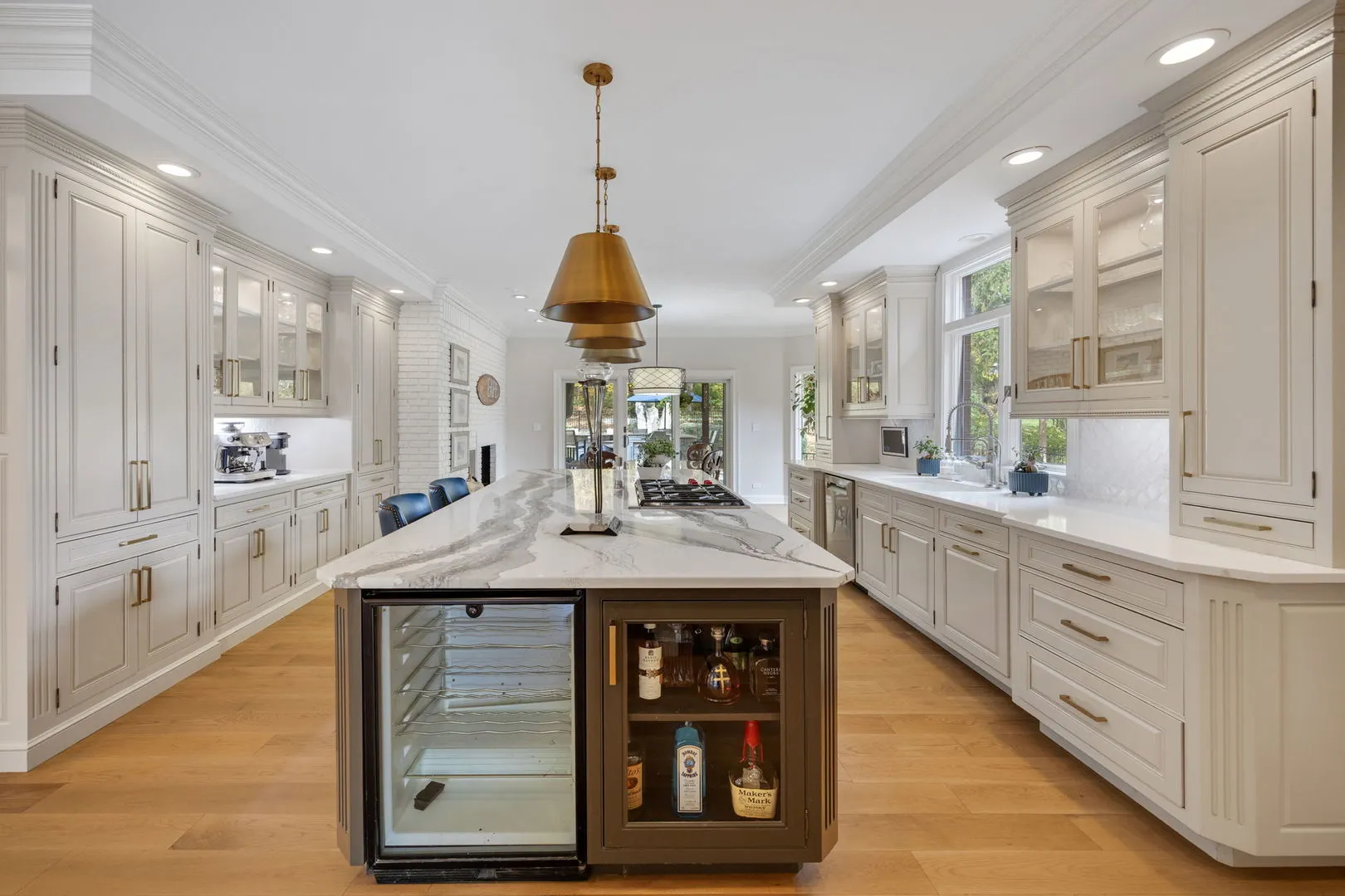 602 Fox Glen Drive IL