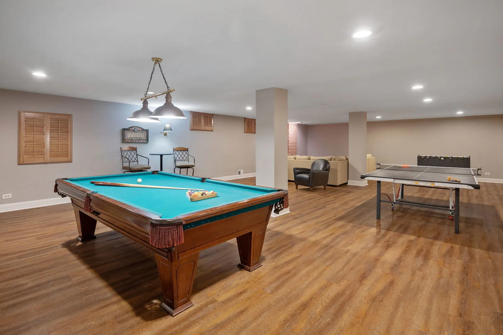 602 Fox Glen Drive IL