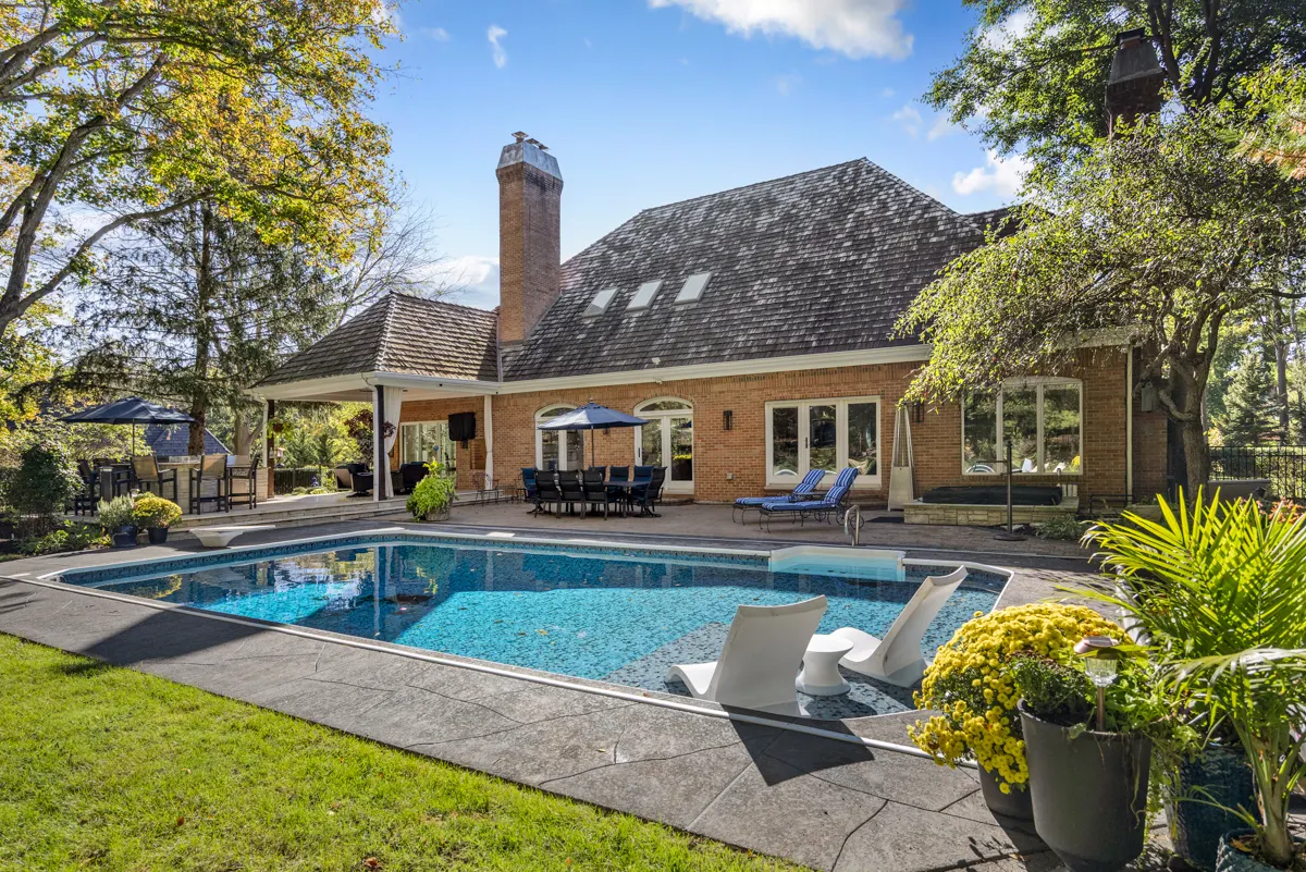 602 Fox Glen Drive IL