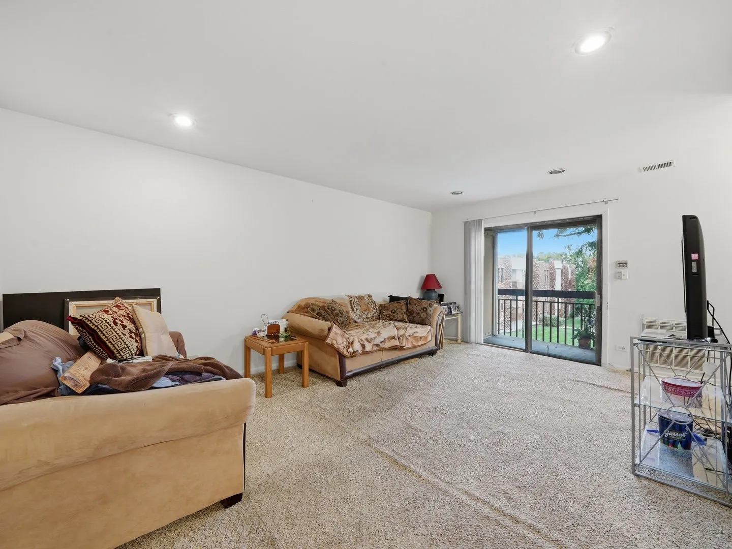 2214 Country Club Drive IL #25c
