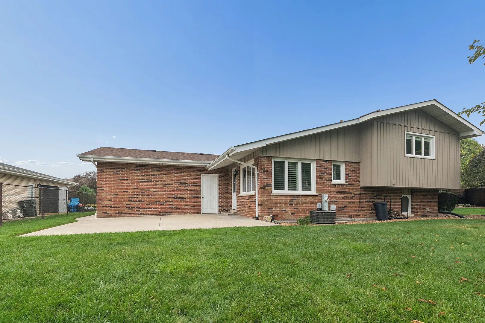 6148 La Grande Court IL
