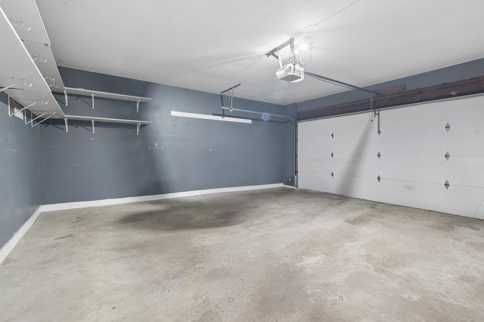 6148 La Grande Court IL