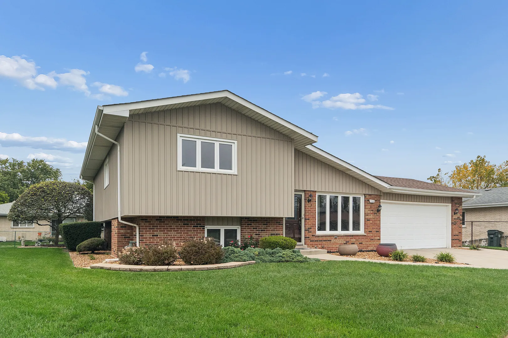 6148 La Grande Court IL