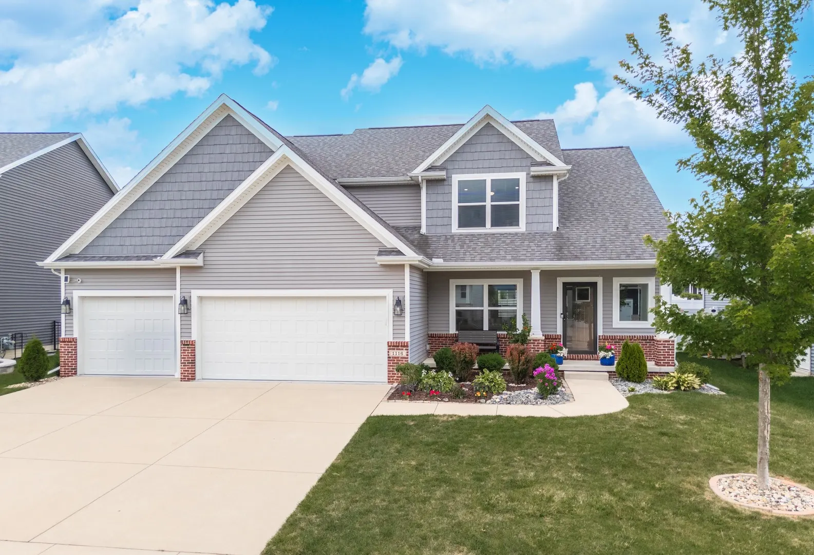 1116 Staghorne Way IL