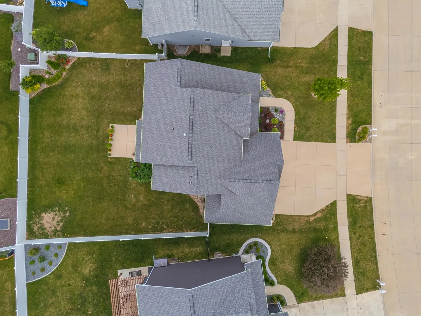 1116 Staghorne Way IL